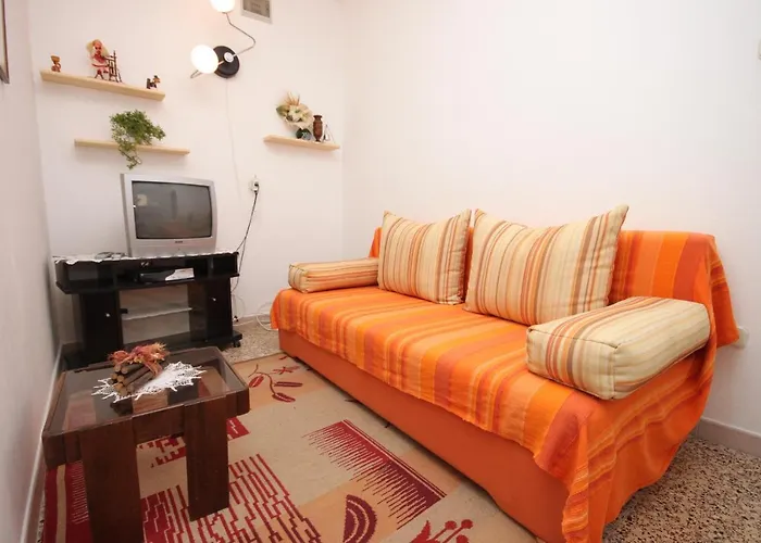 With A Parking Space - 7181 Apartman