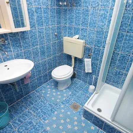 With A Parking Space - 7181 * Medulin